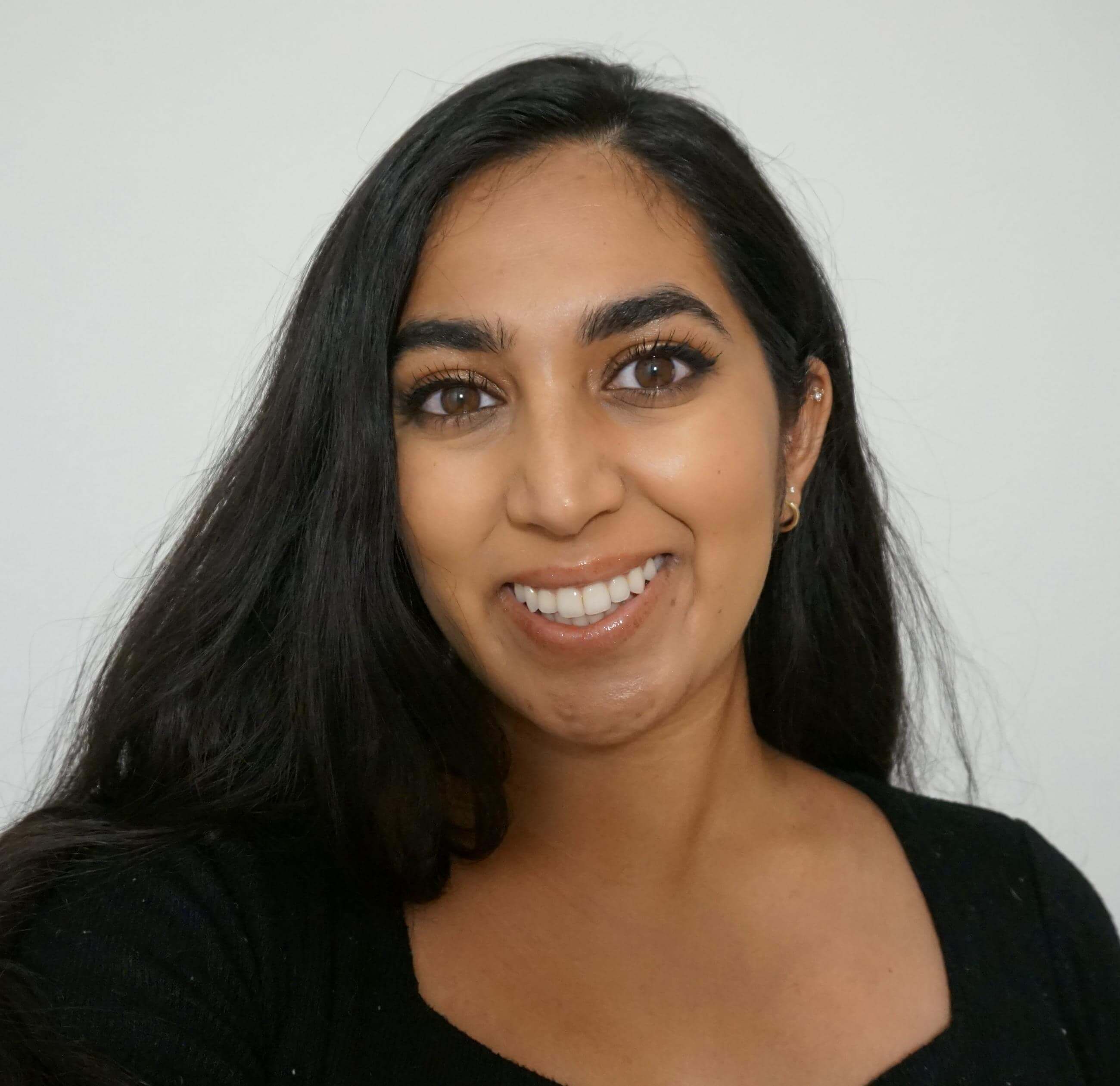 Sonya Chahal Headshot